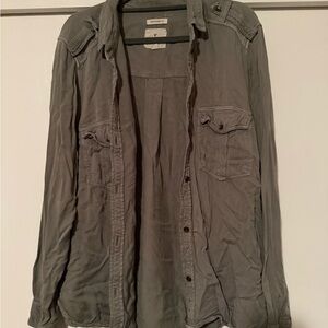 American Eagle Outfitters Women's Army Green Button-Down Shirt